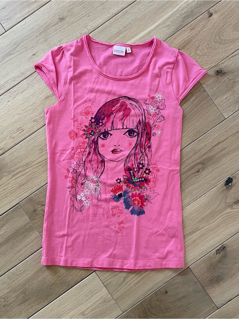 Vintage Girl’s Cap-Sleeve Graphic Tee with Anime-Style Art Face - Bundle & Save